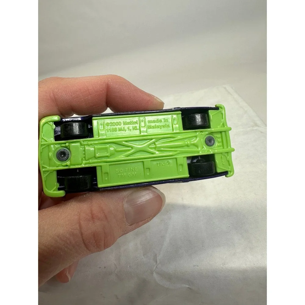 Hot Wheels 2000 hot